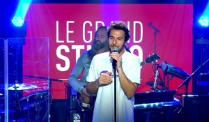 AMIR interprète "Sors de ma tête" dans le Grand Studio RTL