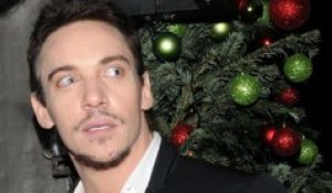 Jonathan Rhys-Meyers : face à la douleur, l'acteur sombre dans l'alcool