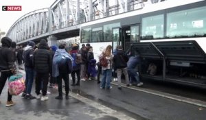 Paris : 956 migrants ont été mis à l'abri, lors de l'évacuation du campement de La Chapelle