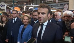 "Il ne va pas y avoir d'interdiction demain" de la corrida annonce Emmanuel Macron