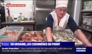 En Ukraine, avec les cuisinières du front préparent des plats pour les militaires