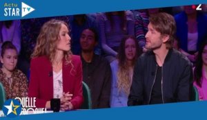 Philippe Lacheau et Elodie Fontan embarrassés par les questions de Léa Salamé sur leur couple (ZAPTV