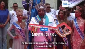 Après la pandémie, le carnaval de Rio reprend des couleurs