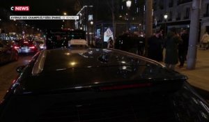 Paris : un chauffeur de taxi agressé