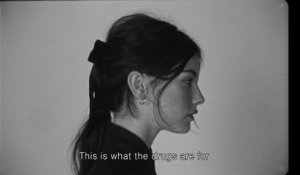 Gracie Abrams - This is what the drugs are for