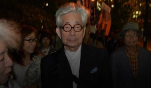 Le prix Nobel de littérature Kenzaburo Oe décède à l'âge de 88 ans