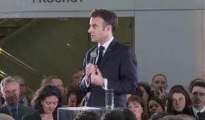 Emmanuel Macron, sur les JO de Paris 2024: "Rendre baignable la Seine et la Marne, c'est l'un des héritages de ces Jeux"