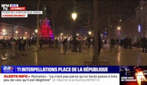 Paris: les forces de l'ordre cherchent à évacuer la place de la République