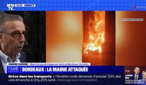 "Une réaction d'indignation": Pierre Hurmic, maire de Bordeaux, après l'incendie de la porte de la mairie