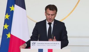 Emmanuel Macron veut un "plan décennal national de la prise en charge de la douleur et des soins palliatifs"