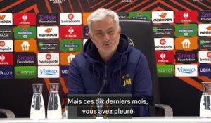Quarts - Mourinho chambre un journaliste néerlandais : "Depuis dix mois, vous avez beaucoup pleuré..."