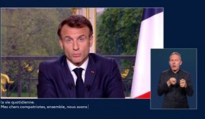 Emmanuel Macron : «D'ici la fin de l'année prochaine, nous devrons avoir désengorgé tous nos services d'urgence»