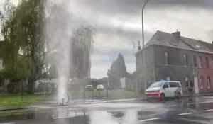 Geyser d'eau à la chaussée de Bruxelles (Tournai)