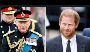 Le prince Harry "invité au palais de Buckingham pour le déjeuner" dans le but de réparer la fracture