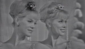 Kessler Twins - On How To Be Lovely (Live On The Ed Sullivan Show, March 29, 1964)