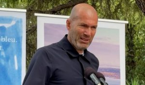 Les larmes de Zinedine Zidane pour les enfants malades du cancer