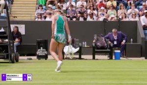 Birmingham - Krejcikova se hisse en finale