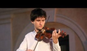 Le violoniste Théotime Langlois soulève l'admiration du public et la fierté du petit Jason pour so