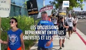 Les scénaristes et les studios en grève à Hollywood retournent à la table des négociations