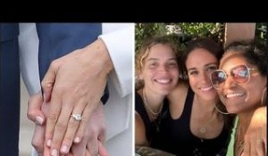 Meghan Markle photographiée sans bague de fiançailles de 156 000 £ lors d'une célébration d'annivers