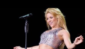 6 exercices simples pour avoir les mêmes abdominaux que Shakira