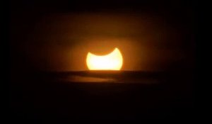 Une éclipse totale fascine l'Afrique