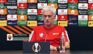 Mourinho : “Je continuerai à dire qu’on n’a pas perdu la finale à Budapest”