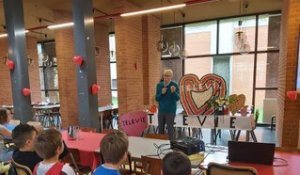 Le professeur Arsène Burny lance la campagne Télévie de l'Athénee royal de Marche