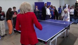 Visite de Charles III en France : Brigitte Macron et la reine Camilla jouent au tennis de table