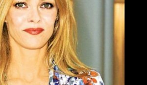 Vanessa Paradis fait une révélation choc sur sa relation avec Johnny Depp