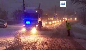 D'importantes chutes de neige dans l'Est de l'Europe font plusieurs morts