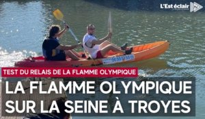 La flamme olympique sur la Seine  à Troyes pour le test national du relais