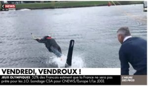 CNEWS : l'énorme chute de Jacques Vendroux en ski nautique, Pascal Praud estomaqué