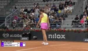 Rome - Pas si simple pour Sabalenka