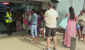 Nouvelle-Calédonie : les habitants se ruent sur les supermarchés ouverts