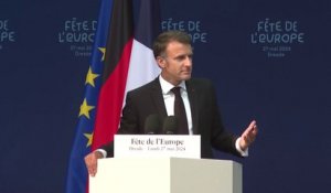 "Nous, Européens, nous ne faisons pas la guerre à la Russie ou au peuple russe" réaffirme Emmanuel Macron