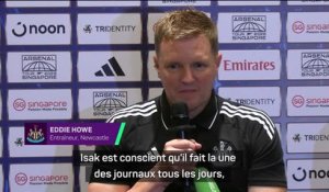 Newcastle - Howe persiste et signe : il veut qu’Isak reste