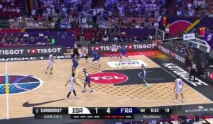 Groupe D - La France sombre en fin de match