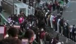 La piste envahie par des centaines de fans après la course du GP Explorer 3 - Auto - GP Explorer 3