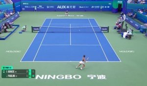 Ningbo - Paolini renverse Bencic et se hisse en demi-finale