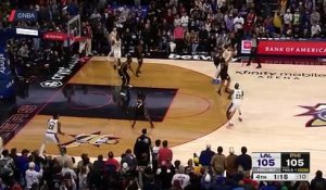 Un LeBron James en feu mène son équipe à la victoire face aux 76ers - Basket - NBA