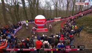 La chute de Mathieu Van der Poel pour son retour à la compétition - Cyclo-cross - Coupe du monde