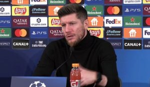 Sébastien Pocognoli sur le carton rouge de Golovine contre le PSG : « On ne peut pas se permettre de finir à dix » - Foot - Ligue des champions