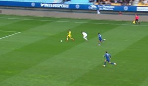 Ligue 2 : Énorme boulette du gardien de Troyes, Pau s'envole !