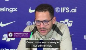 Chelsea - Rosenior répond à Slot : "Il n’y a pas de bonne ou de mauvaise façon de jouer"