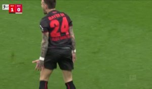 Leverkusen - Le but de Garcia face au Bayern Munich