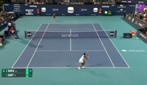 Miami - Gauff sort Bencic en quarts
