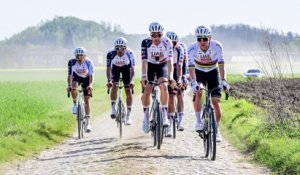 Paris-Roubaix 2026 - Tadej Pogacar en reconnaissance de Paris-Roubaix