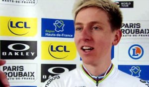 Paris-Roubaix 2026 - Tadej Pogacar en conférence de presse la veille de la course