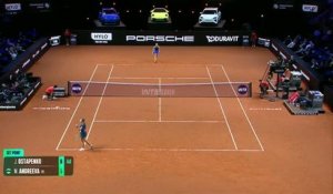 Stuttgart - Andreeva passe l’obstacle Ostapenko pour son entrée en lice